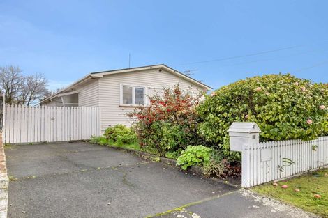 Photo of property in 10 Burns Street, Tawhero, Whanganui, 4501