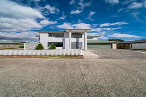 Photo of property in 16 Grangewood Close, Favona, Auckland, 2024