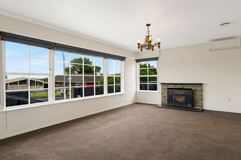 Photo of property in 33b Gill Avenue, Te Atatu Peninsula, Auckland, 0610