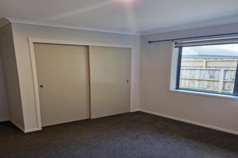 Photo of property in 12 Nukuroa Close, Waitara, 4320