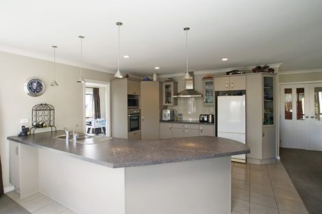 Photo of property in 3 Gibbston Close, Huntington, Hamilton, 3210