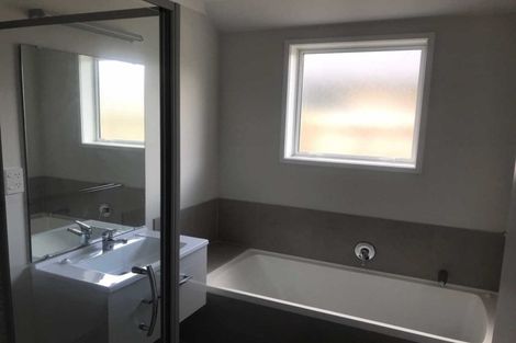 Photo of property in 17 Lamborn Drive, Papakura, 2110