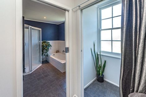 Photo of property in 21 Glenn Street, Castlecliff, Whanganui, 4501