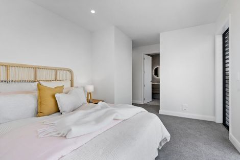 Photo of property in 30 Anchorage Drive, Karaka, Papakura, 2113