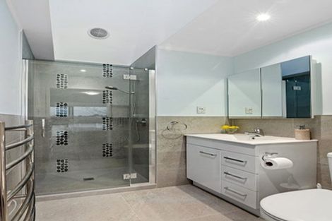 Photo of property in 42b Redwing Street, Browns Bay, Auckland, 0630