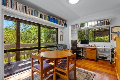 Photo of property in 89 Brick Bay Drive, Sandspit, Warkworth, 0982