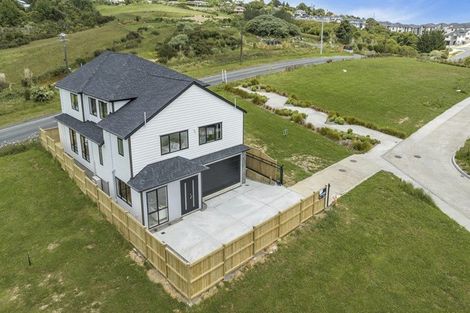 Photo of property in 2a Ballyalton Crescent, Flat Bush, 2019