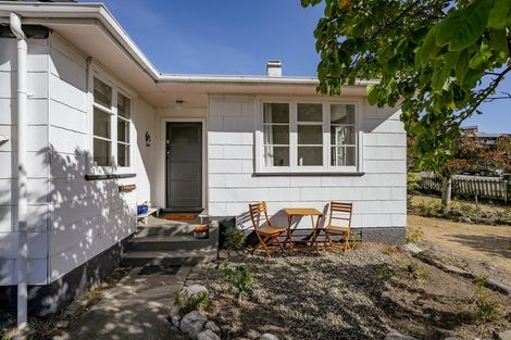 Photo of property in 64 Inniscort Street, Cromwell, 9310