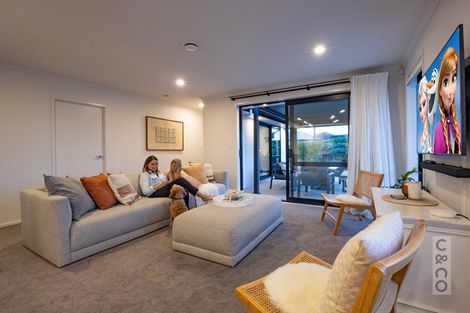 Photo of property in 19 Pohutukawa Parade, Riverhead, 0820
