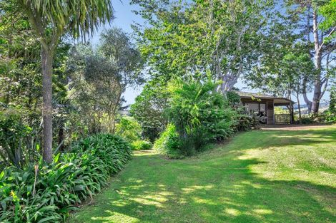 Photo of property in 27 Donnelly Street, Oakura, 4314