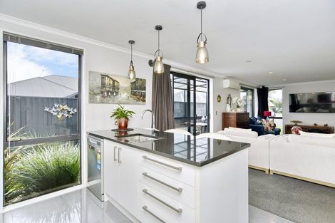 Photo of property in 5 Peak Crescent, Kaiapoi, 7630