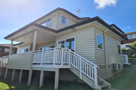 Photo of property in 42a Sunset Road, Unsworth Heights, Auckland, 0632