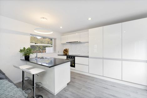 Photo of property in 1a Miro Street, New Lynn, Auckland, 0600