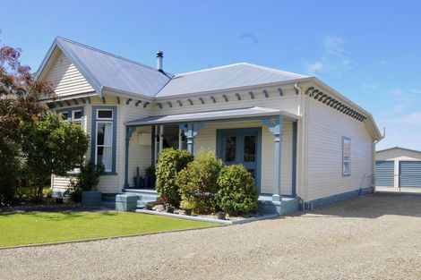 Photo of property in 25 Rhodes Street, Waimate, 7924