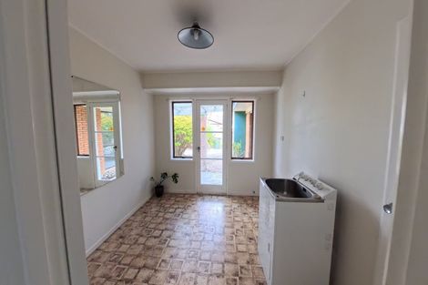 Photo of property in 55 Walworth Avenue, Pakuranga Heights, Auckland, 2010