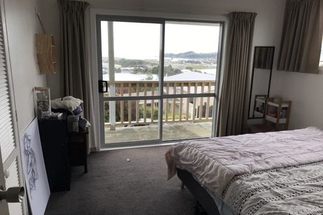 Photo of property in 7f4 Rangitane Street, Maupuia, Wellington, 6022