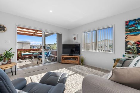 Photo of property in 702/11 Kamahi Crescent, Papamoa Beach, Papamoa, 3118