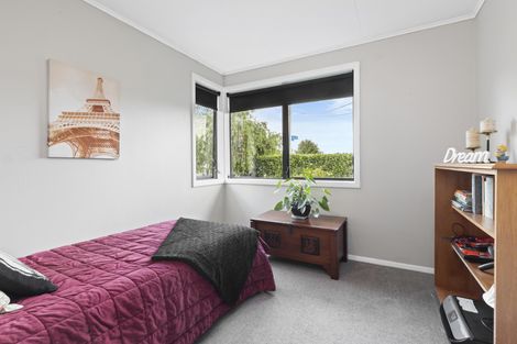 Photo of property in 16 Stonehurst Avenue, Waiuku, 2123