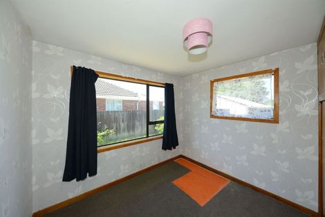 Photo of property in 10 Larch Place, Casebrook, Christchurch, 8051