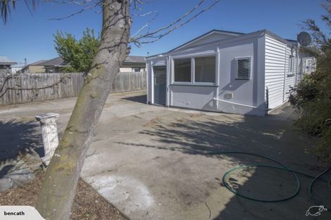 Photo of property in 92 Mackworth Street, Woolston, Christchurch, 8062