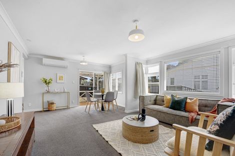 Photo of property in 60 Tahunanui Drive, Tahunanui, Nelson, 7011