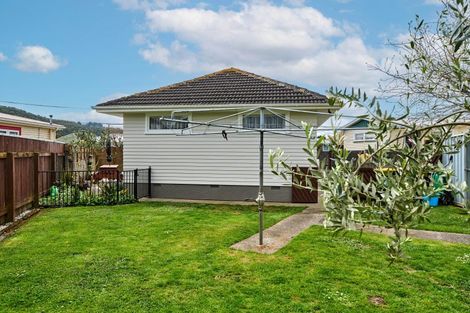Photo of property in 29 Rosebank Avenue, Avalon, Lower Hutt, 5011