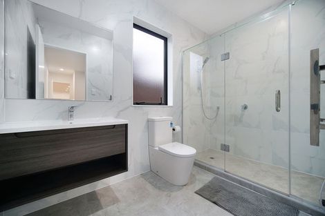 Photo of property in 7 Tautoru Avenue, Orewa, 0931