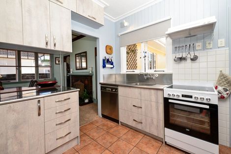 Photo of property in 2 Saint Olpherts Avenue, Hamilton East, Hamilton, 3216
