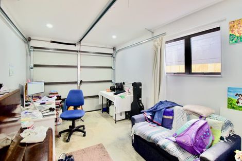 Photo of property in 56 Cosgrave Road, Papakura, 2110