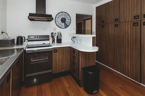 Photo of property in 40 Richmond Street, Fitzroy, New Plymouth, 4312