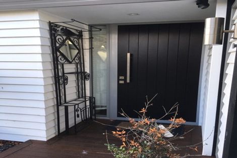 Photo of property in 52 Crofton Road, Harewood, Christchurch, 8051
