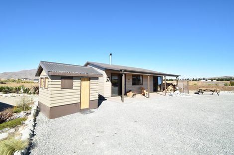 Photo of property in 1 Peak Drive, Twizel, 7901