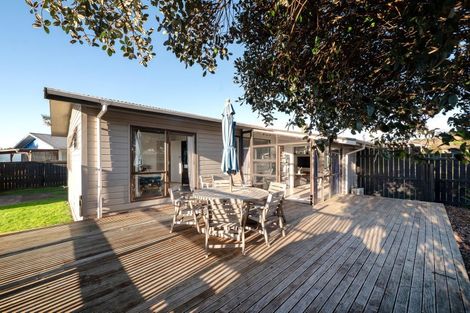 Photo of property in 11 Browning Crescent, Owhata, Rotorua, 3010