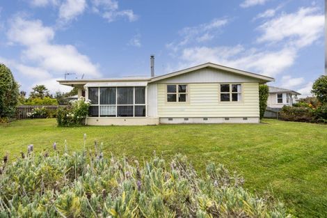 Photo of property in 412 Huia Place, Camberley, Hastings, 4120