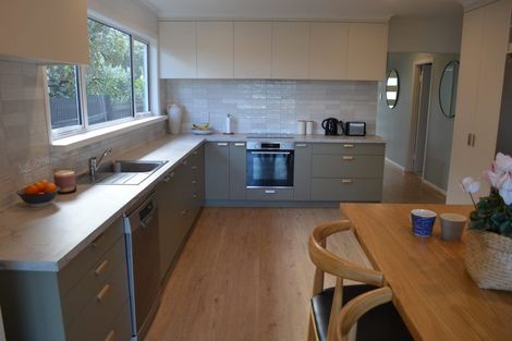 Photo of property in 137 Cornfoot Street, Castlecliff, Whanganui, 4501