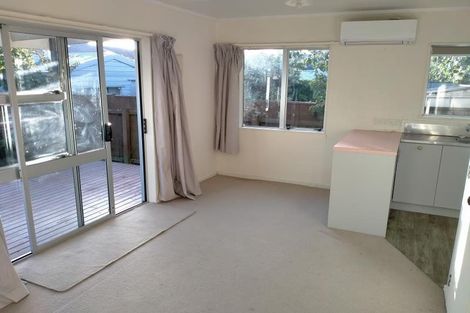 Photo of property in 12 Kauri Street, Roslyn, Palmerston North, 4414