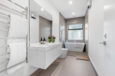 Photo of property in 11 Stewart Street, Frankton, Queenstown, 9300