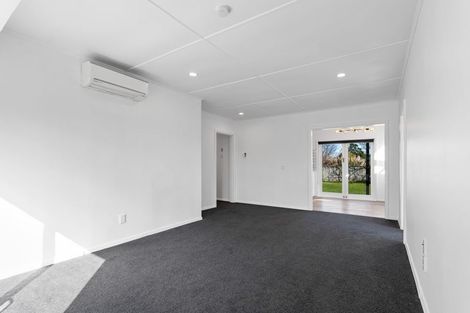 Photo of property in 4 Iredale Road, Hawera, 4610
