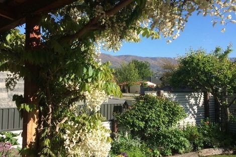 Photo of property in 88 Inniscort Street, Cromwell, 9310