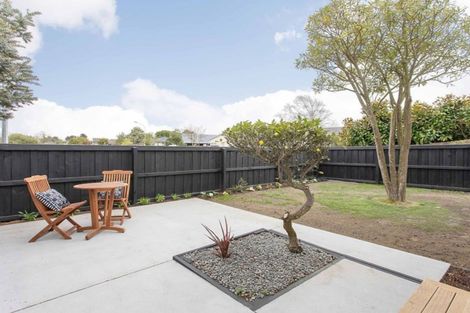 Photo of property in 8 Ashwood Street, Parklands, Christchurch, 8083