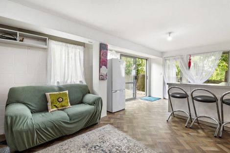 Photo of property in 9 Poplar Road, Stanmore Bay, Whangaparaoa, 0932