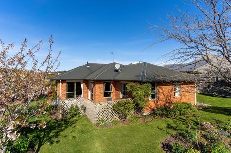 Photo of property in 19 Duxford Crescent, Fairfield, Dunedin, 9018