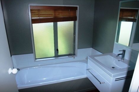 Photo of property in 76c Picton Avenue, Riccarton, Christchurch, 8011