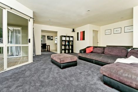 Photo of property in 21 Gretna Green, Browns Bay, Auckland, 0630