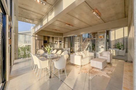 Photo of property in 220b Beverley Terrace, Whangamata, 3620
