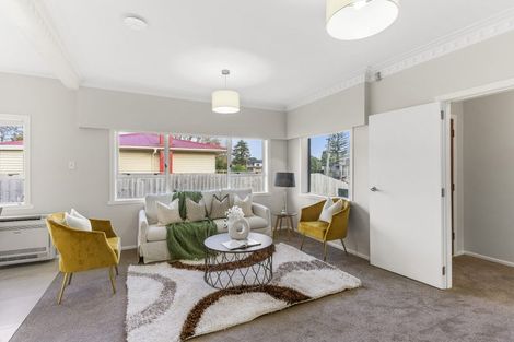 Photo of property in 32 Landon Avenue, Mangere East, Auckland, 2024