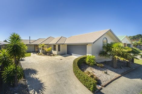 Photo of property in 6 Diamond Court, Ashhurst, 4810