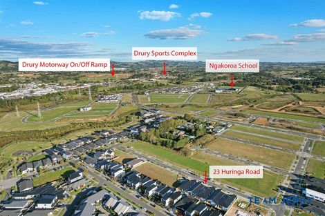 Photo of property in 43 Tributary Parade, Karaka, 2113