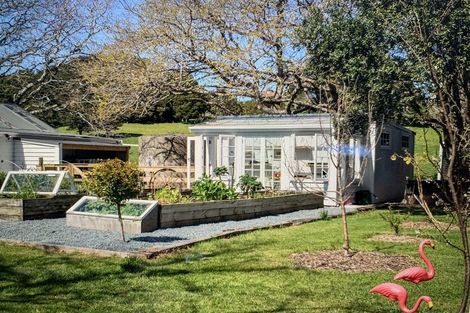 Photo of property in 63 Kaipara Flats Road, Warkworth, 0981