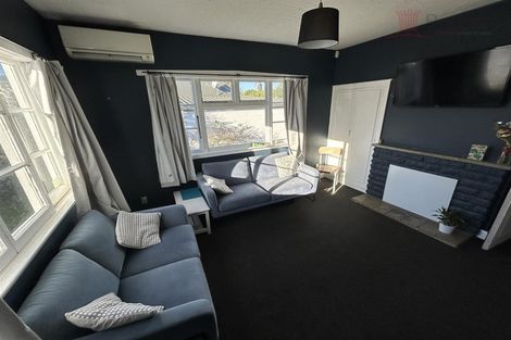 Photo of property in 3 Camelia Place, Islington, Christchurch, 8042